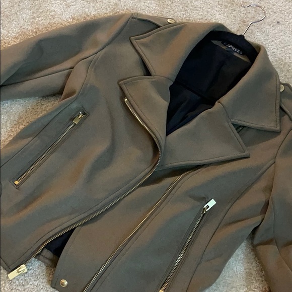 EXPRESS FITTED ARMY GREEN JACKET - Picture 2 of 6